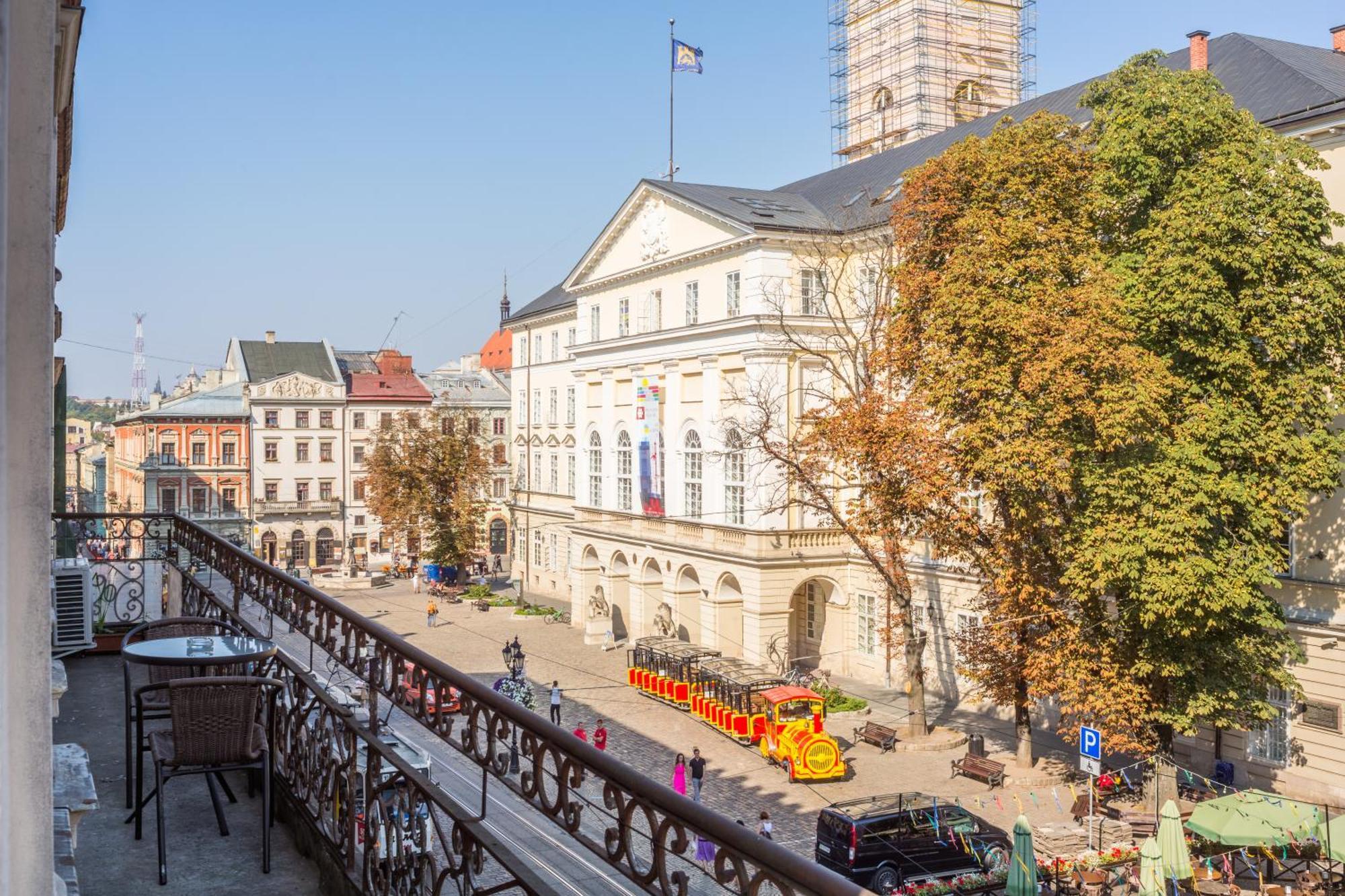 Lviv Apartments ภายนอก รูปภาพ