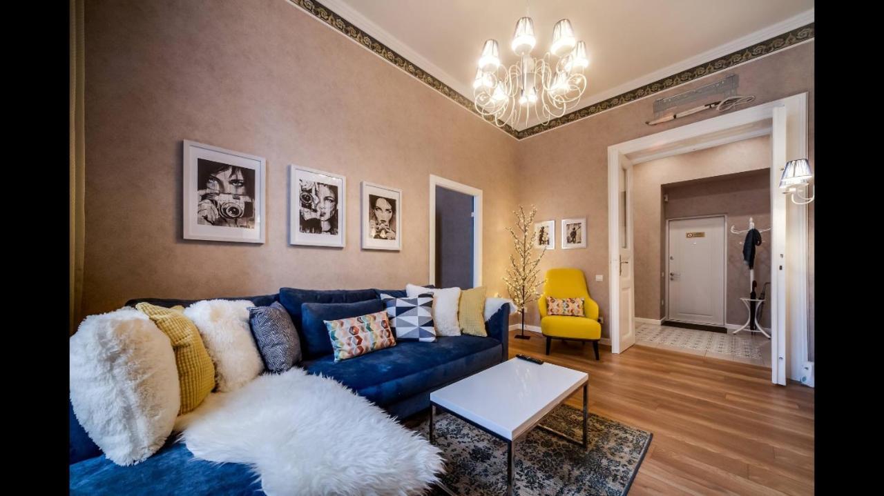 Lviv Apartments ภายนอก รูปภาพ