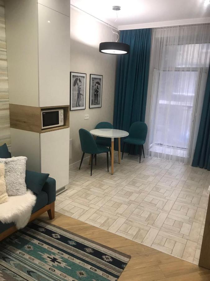 Lviv Apartments ภายนอก รูปภาพ